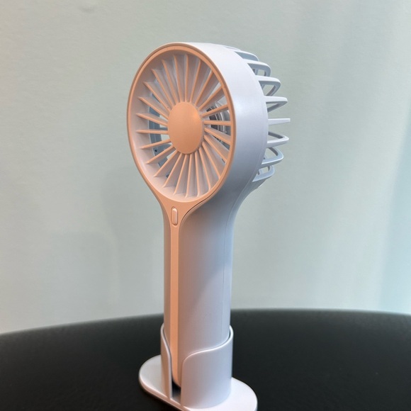 Personal fan - Picture 3 of 3